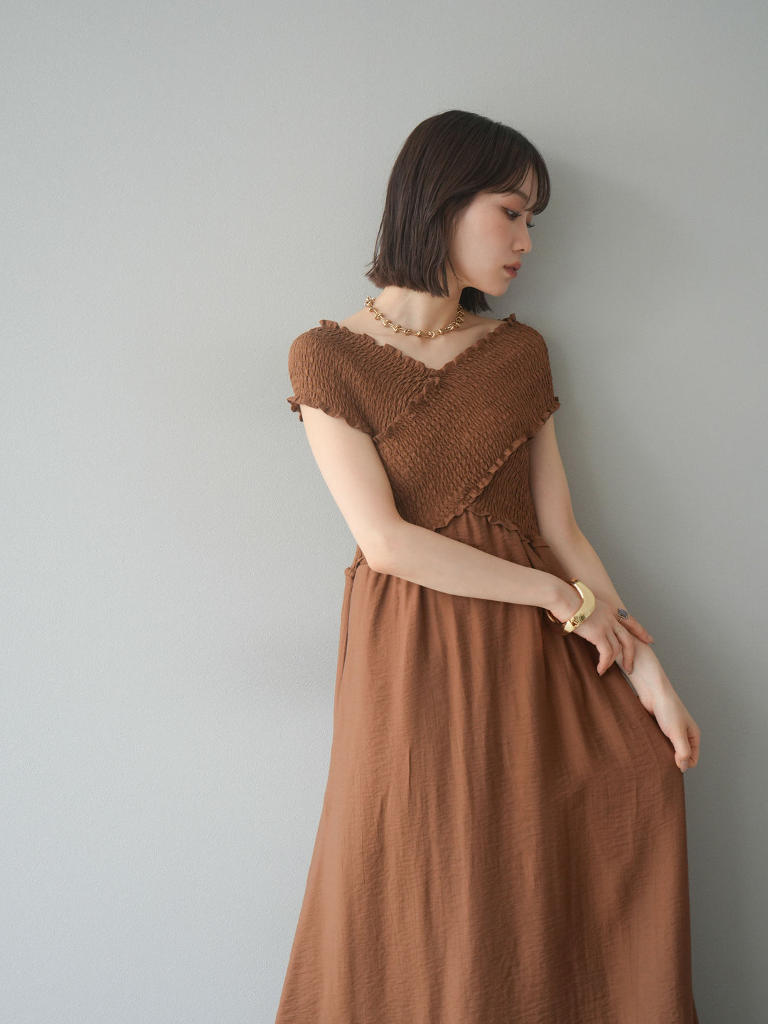 [予約]シャーリングクロスワンピース/ブラウン