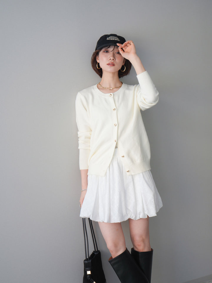 [予約]ハートボタンニットカーディガン/white