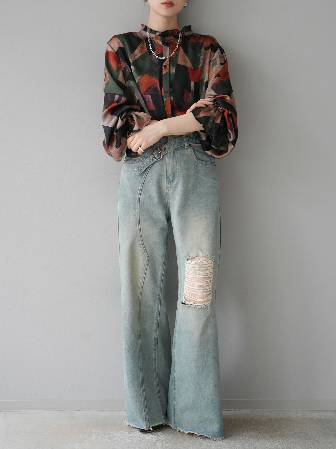 [SET]レトロプリントフリルブラウス+選べるアクセセット(2set)