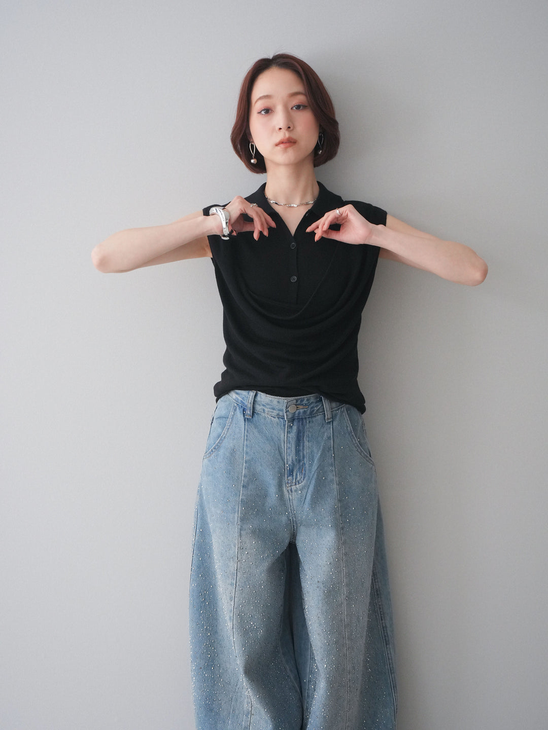 [SET]ノースリーブドレープニットトップス+フロントビジューカーブデニムパンツ(2set)