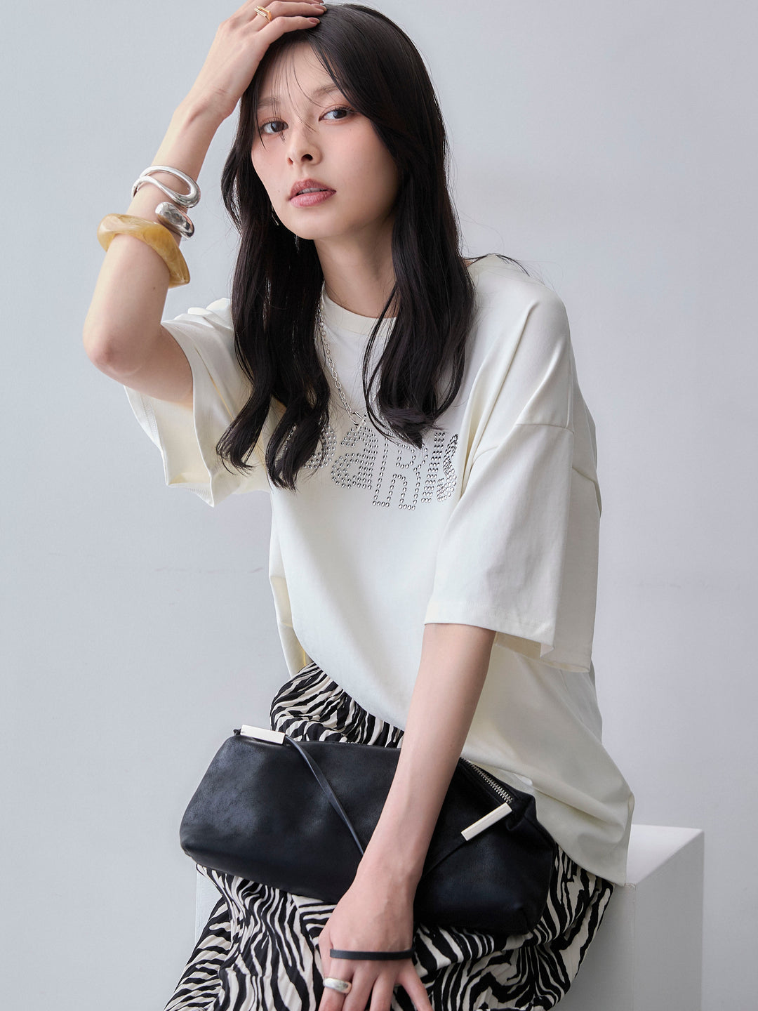 [予約]スタッズロゴTEE/ivory
