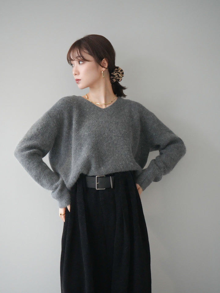 [予約]シュシュ付きアンゴラタッチVネックニットプルオーバー/gray