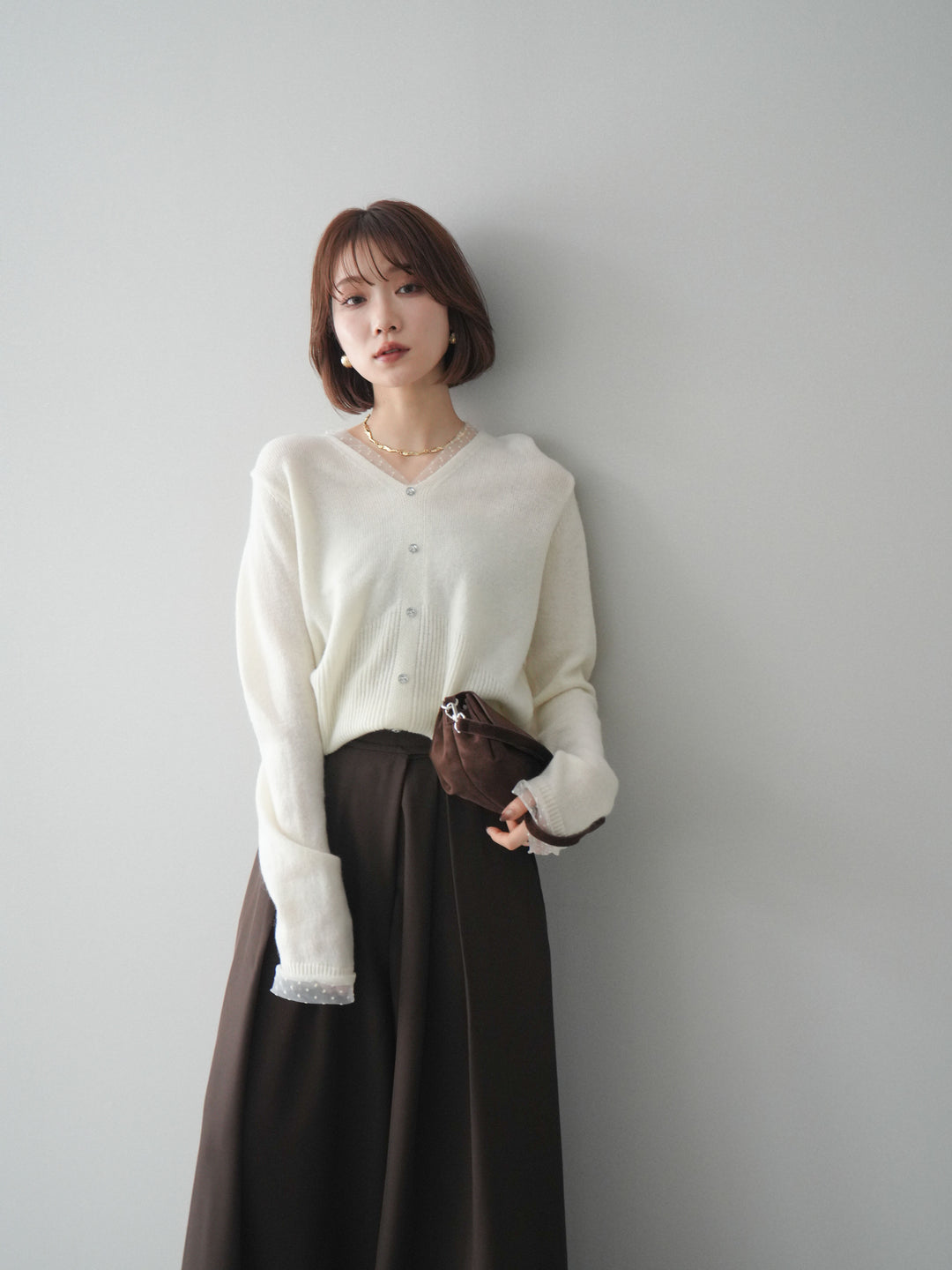 [SET]ドットチュールレイヤードボタンニットトップス+テープベルトタックバギーパンツ(2set)