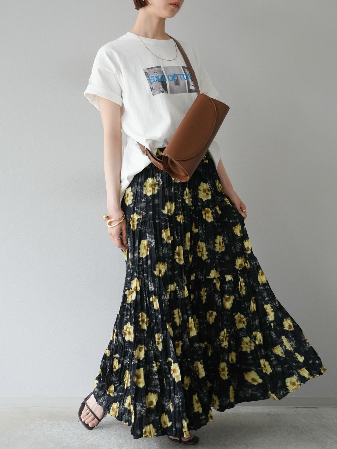 [SET]ネオンロゴコラージュフォトプリントオーバーTシャツ+フラワーワッシャーロングスカート(2set)