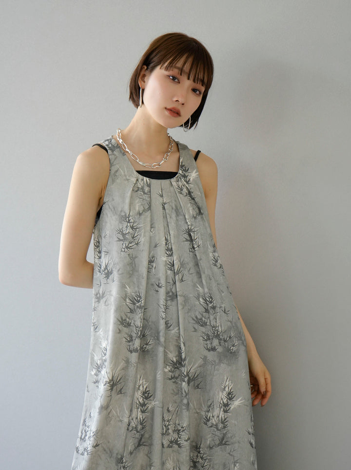 [Pre-order] Leaf pattern tuck flare dress/gray