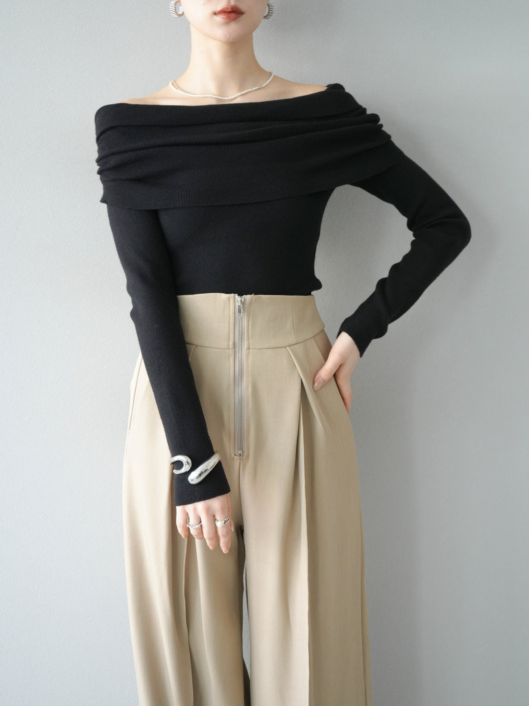 [予約]オフショルニットプルオーバー/ブラック