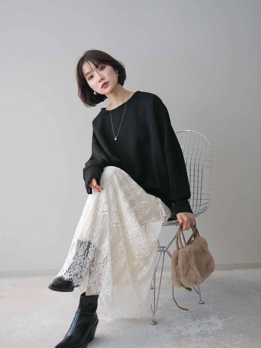 [予約]ライトポンチコクーンプルオーバー/black