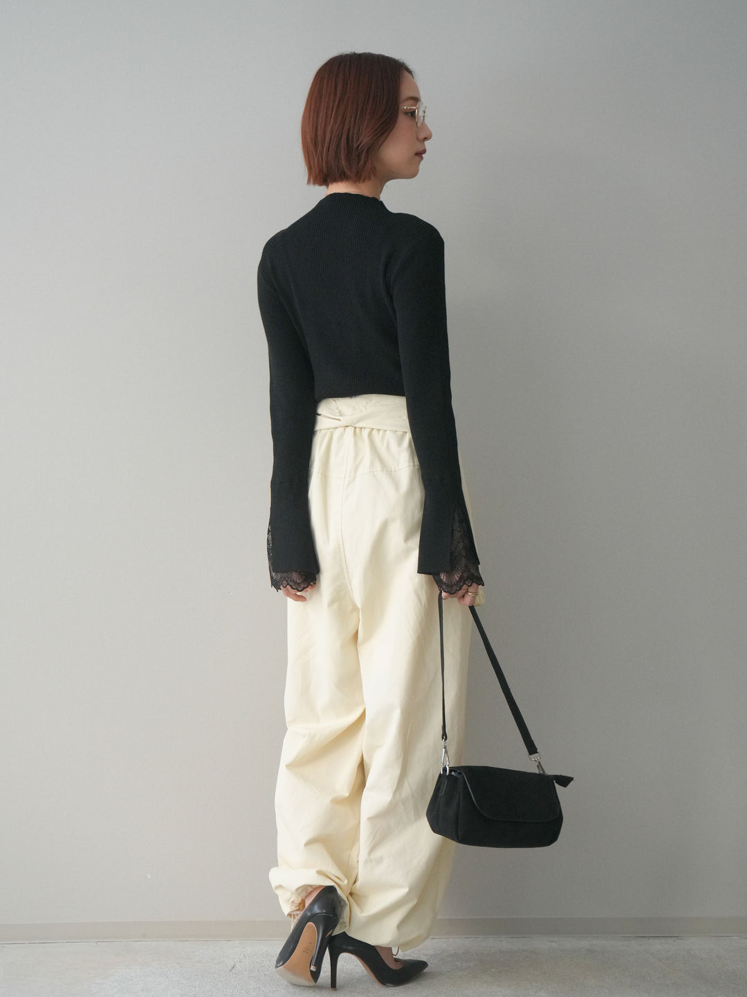 [SET]袖スカラップレースオフネックニットトップス+ウエスト巻きデザインドロストコットンナイロンパンツ(2set)