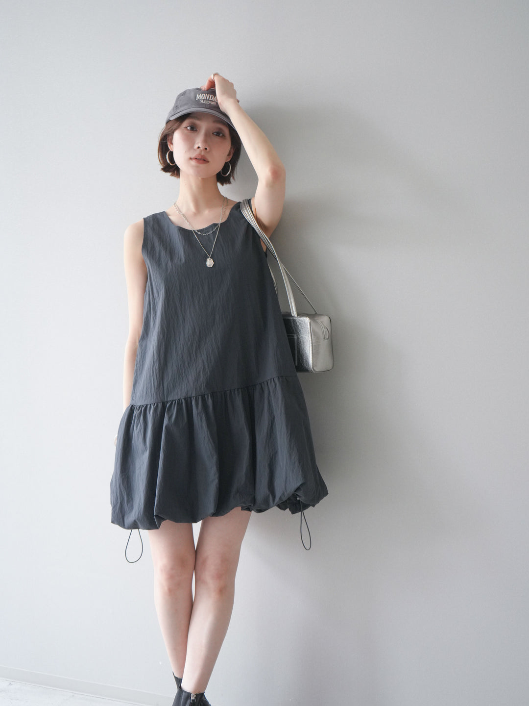 [予約]ドロストバルーンミニワンピース/charcoal