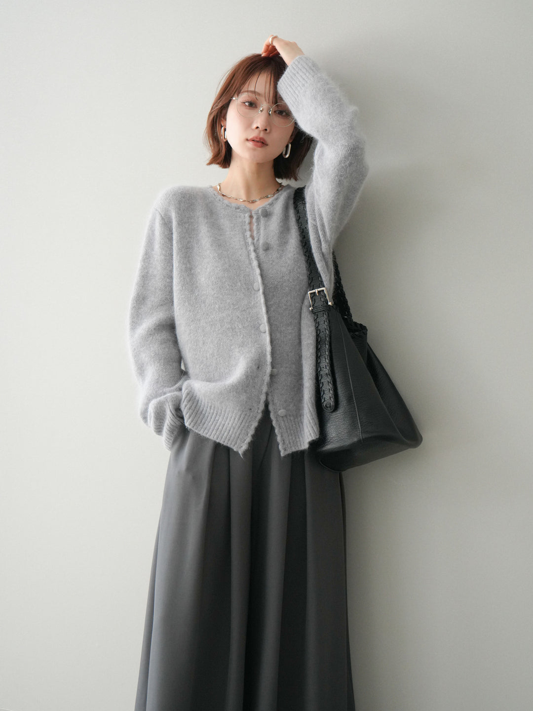 [SET]くるみボタンニットカーディガン+テープベルトタックバギーパンツ(2set)