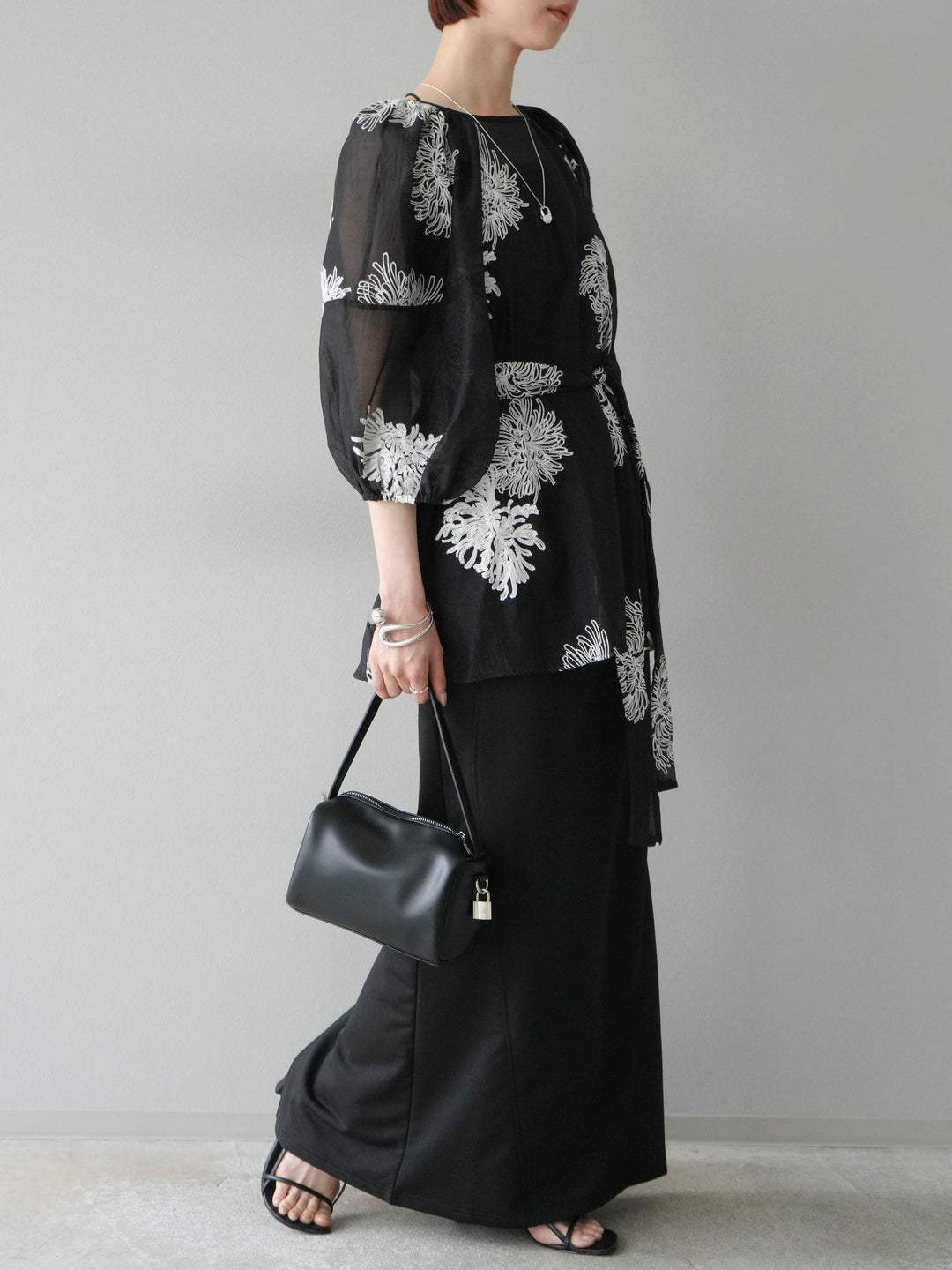 [SET]刺繍シアーバルーンスリーブブラウス+スウェットロングスカート(2set)