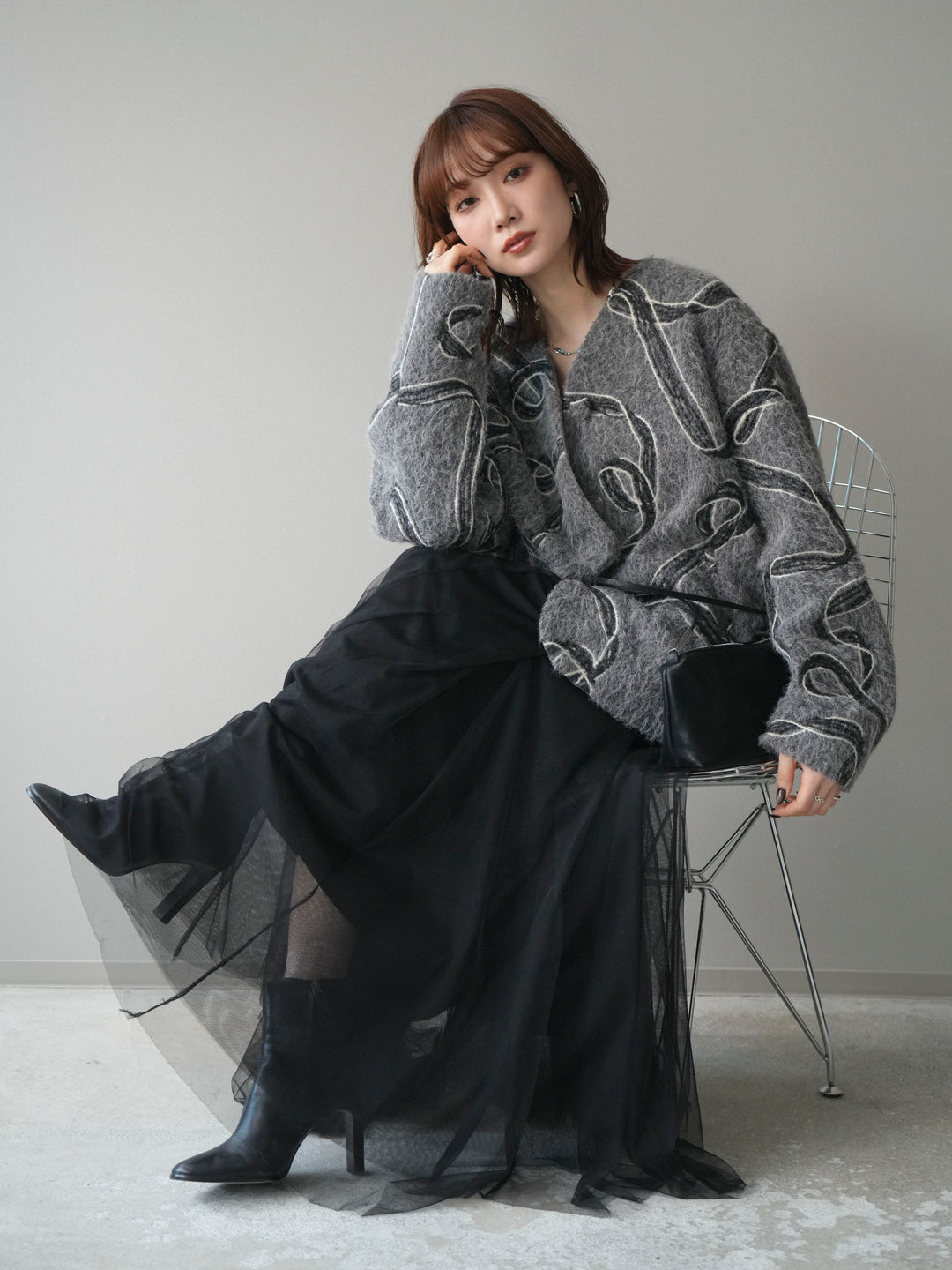 [予約]ニュアンス刺繍ブークレニットジャケット/gray