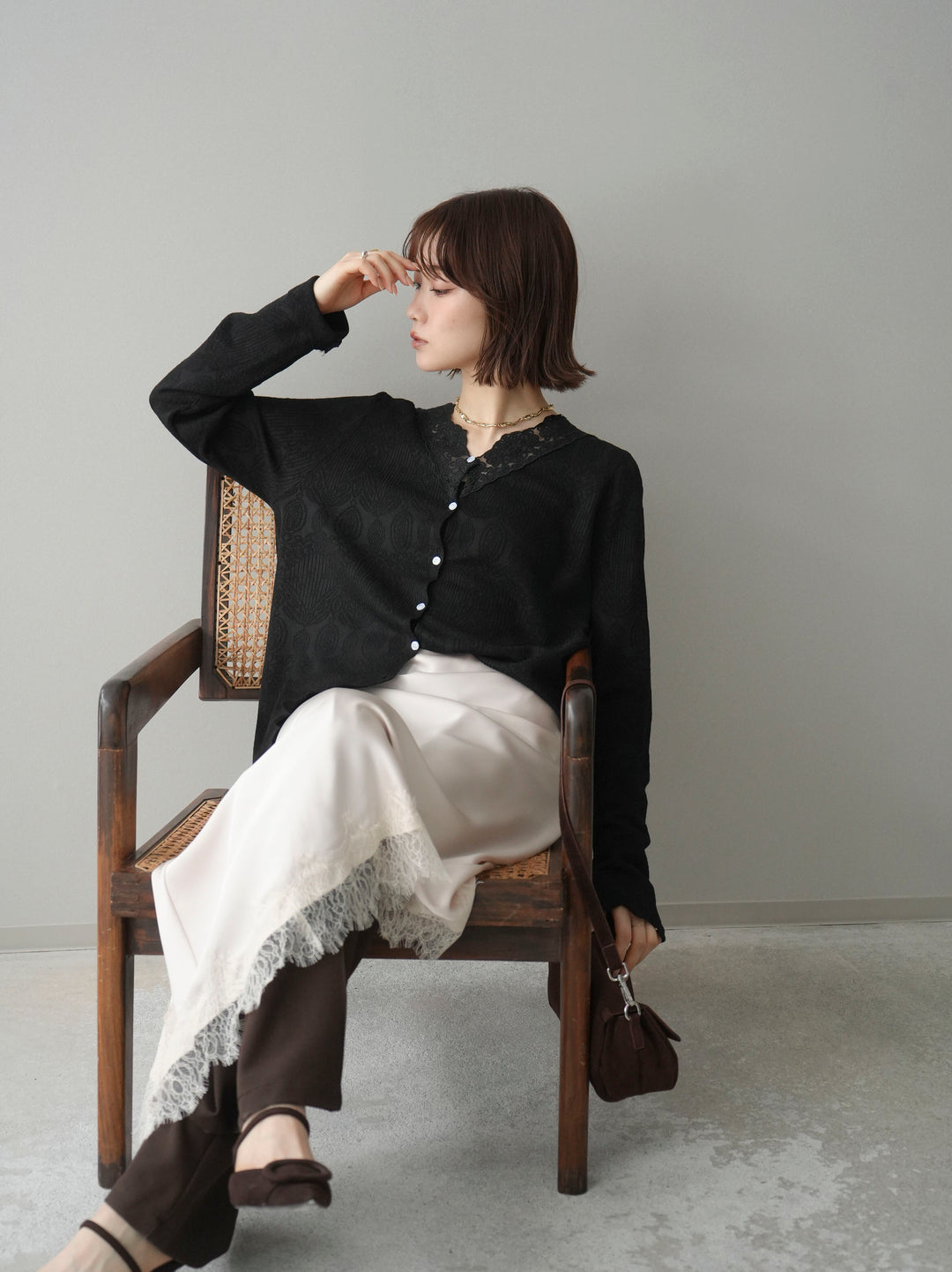 [SET]レースネックジャガードニットカーディガン+センターシームフレアパンツ(2set)