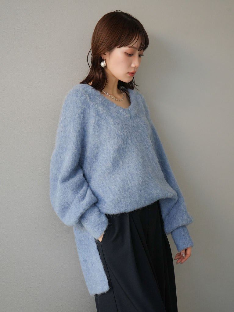 予約]Vネックオーバーモヘアニットプルオーバー/ブルー – Lumier