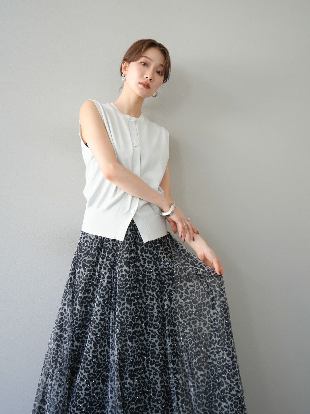 【預購】金銀線針織背心/白色