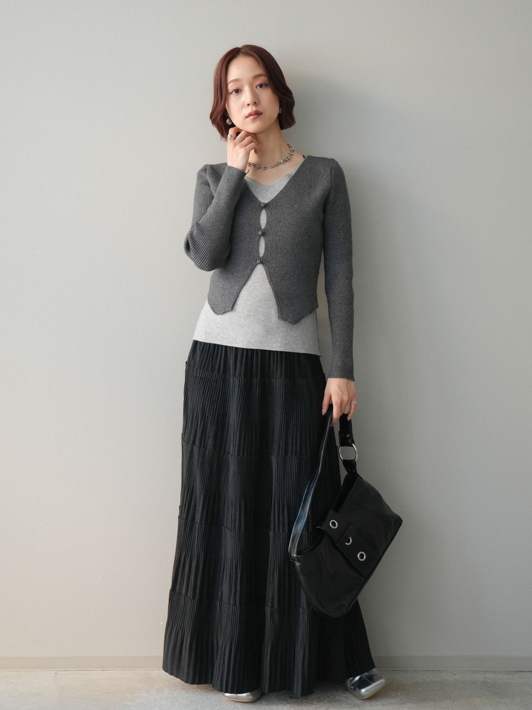 [SET]Vネック配色レイヤードスリットニットトップス+型押しスエードティアードプリーツスカート(2set)