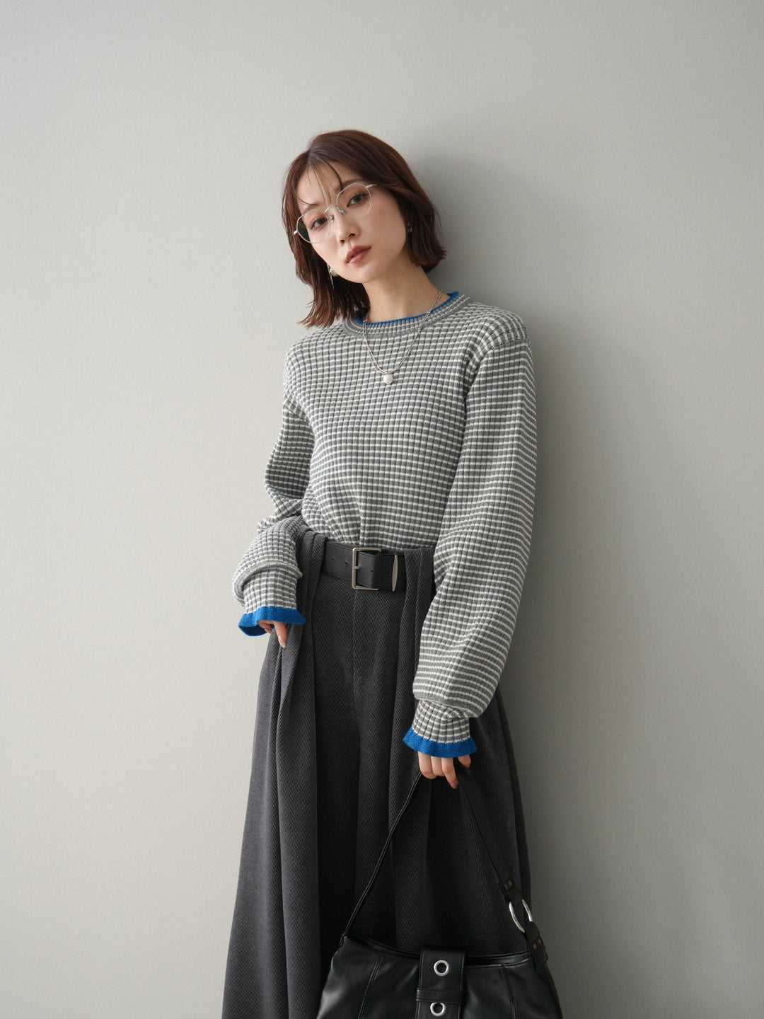 [予約]ラメ異素材ボーダーリブニットプルオーバー/charcoal×blue