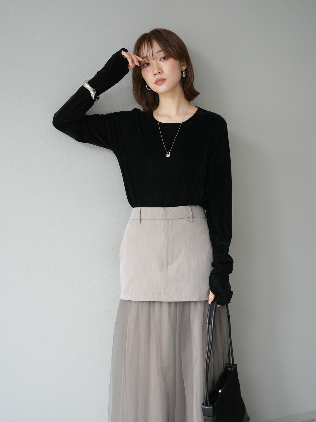 [予約]シアーベロアフィンガーホールトップス/ブラック