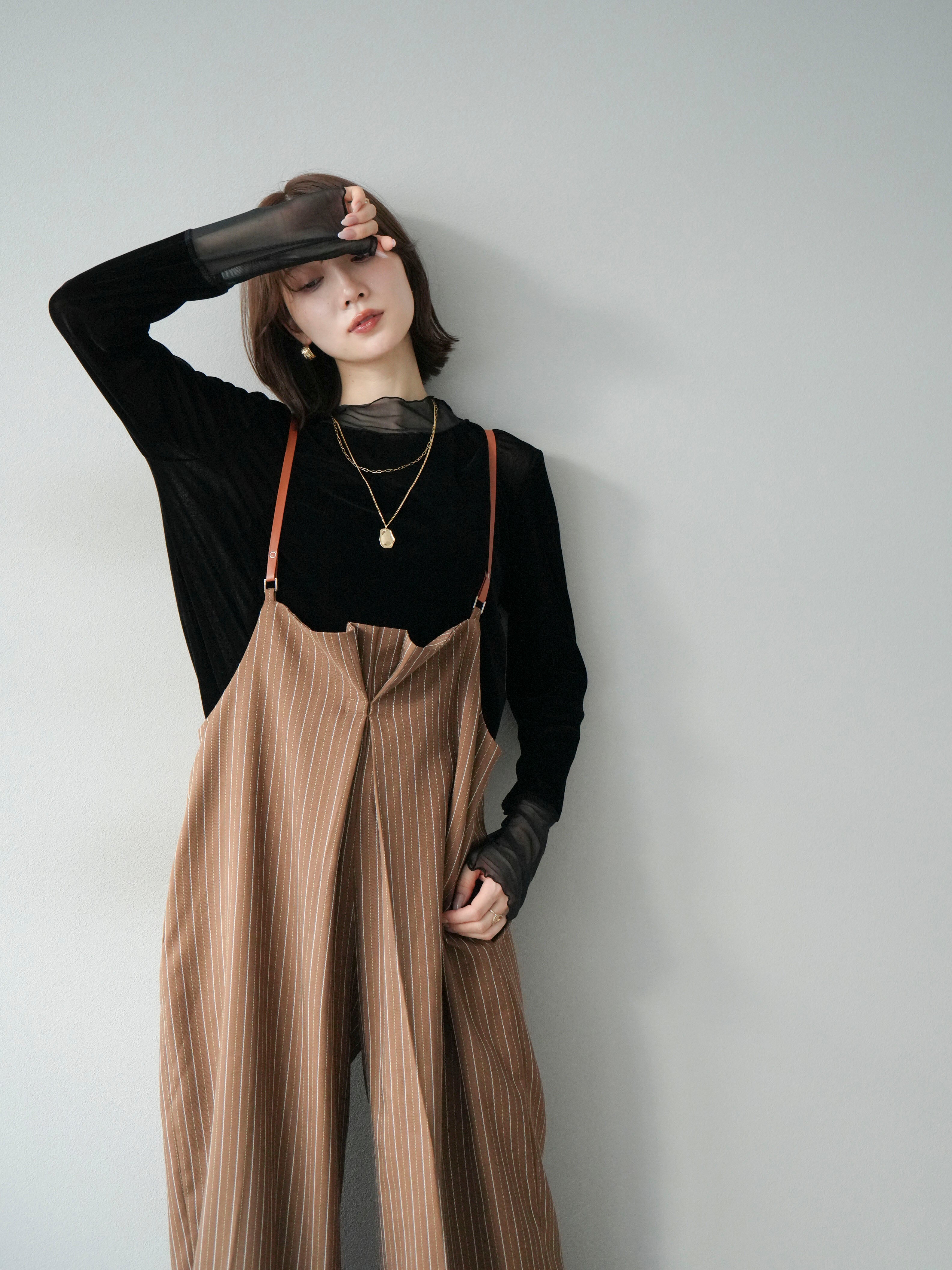 SET]ヘリンボーンストライプサロペット+シアー切替ベロアトップス(2set