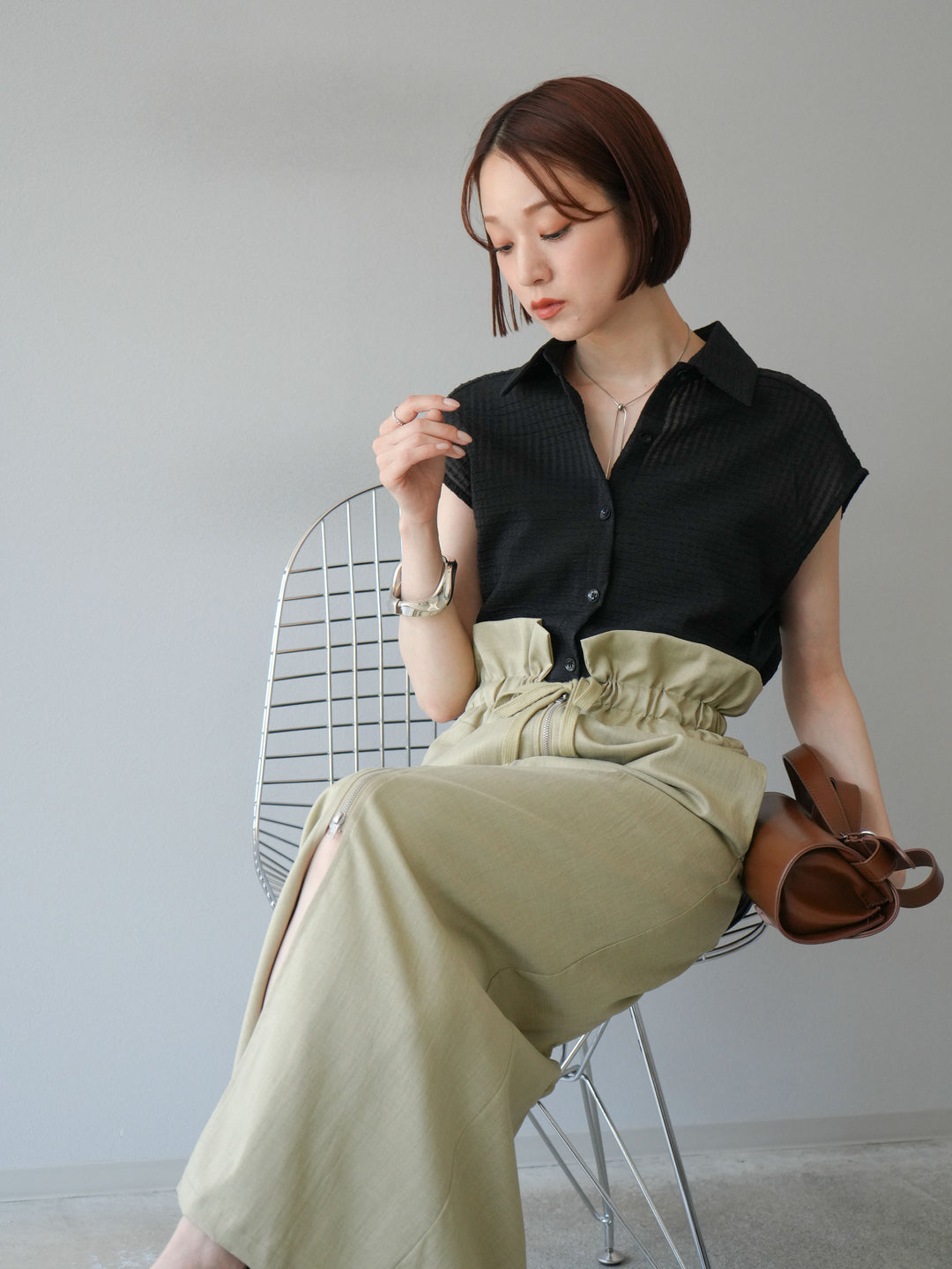 [SET]シアーチェックノースリーブシャツ+ヘザーエステルギャザージップスカート(2set)