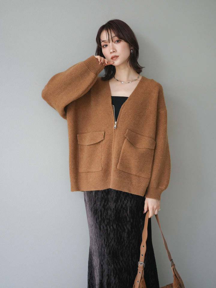 [預訂] 大口袋拉鍊針織開襟衫/駝色