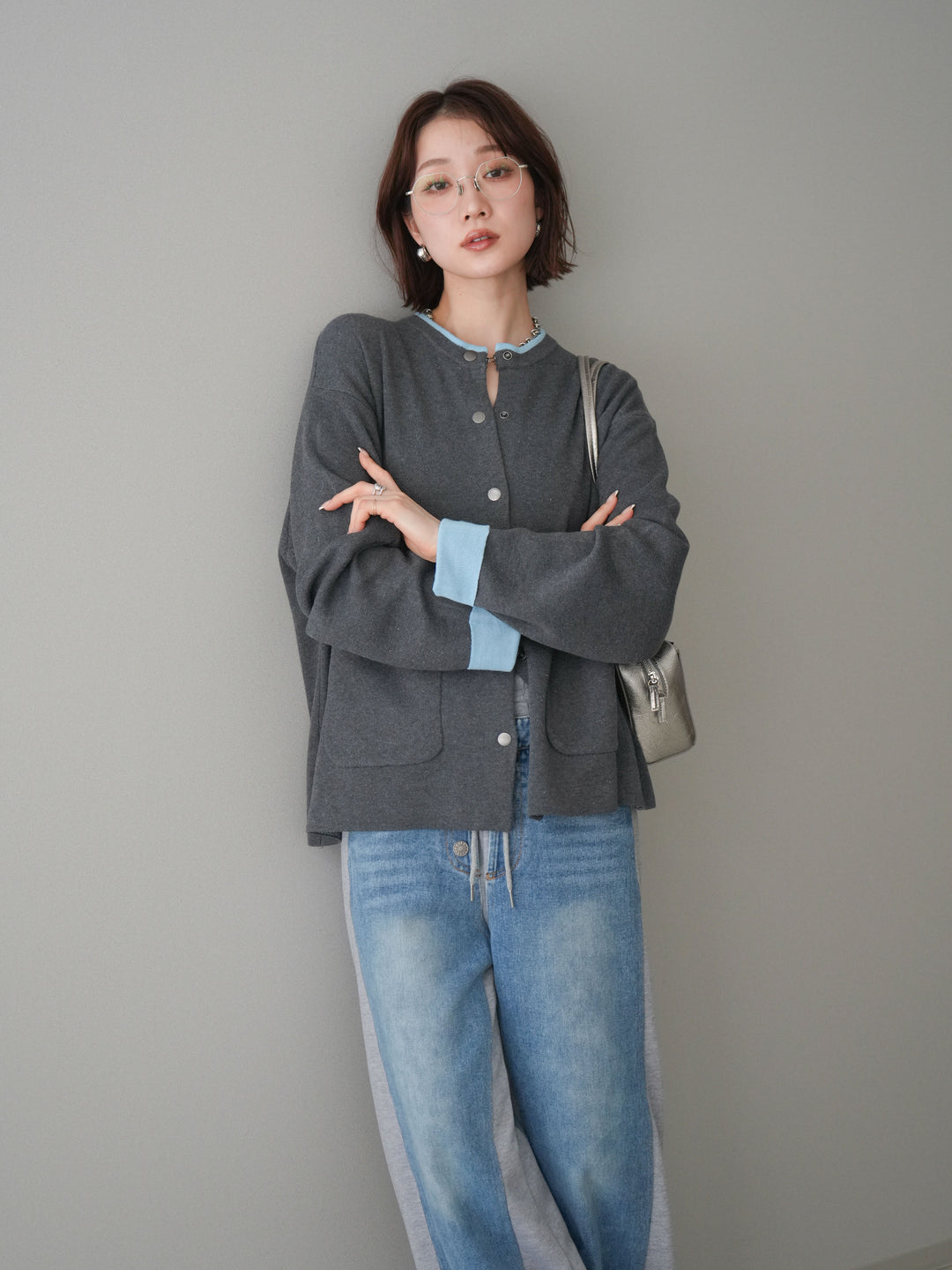 [SET]バイカラーオーバーニットカーディガン+デニム切替スウェットパンツ(2set)