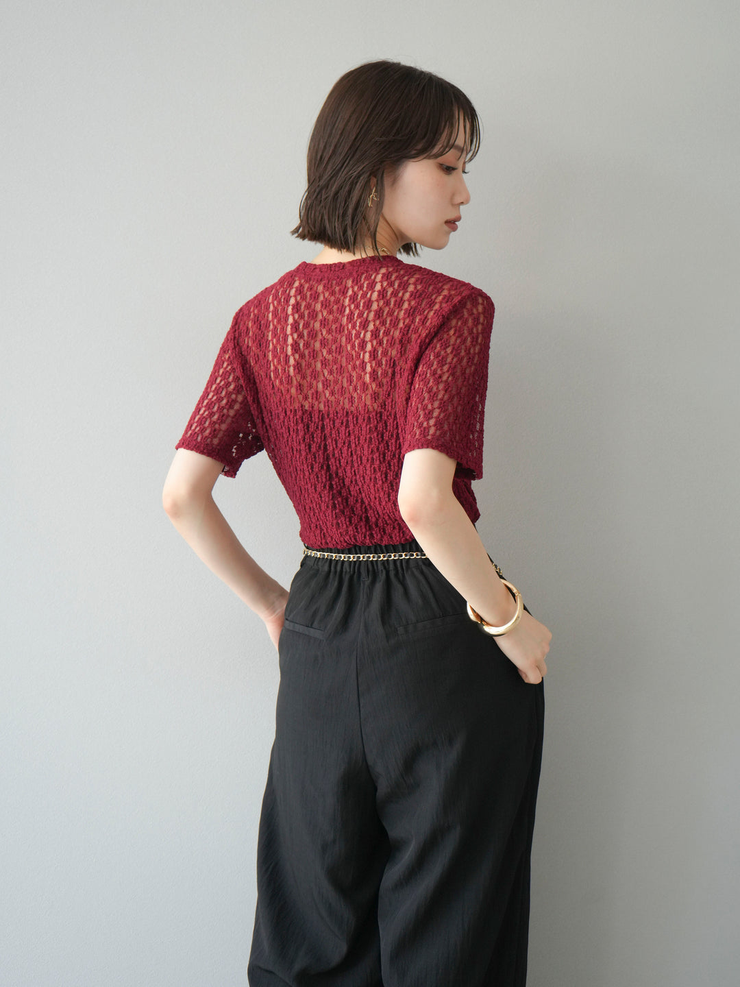 【預購】剪裁蕾絲T卹/波爾多紅