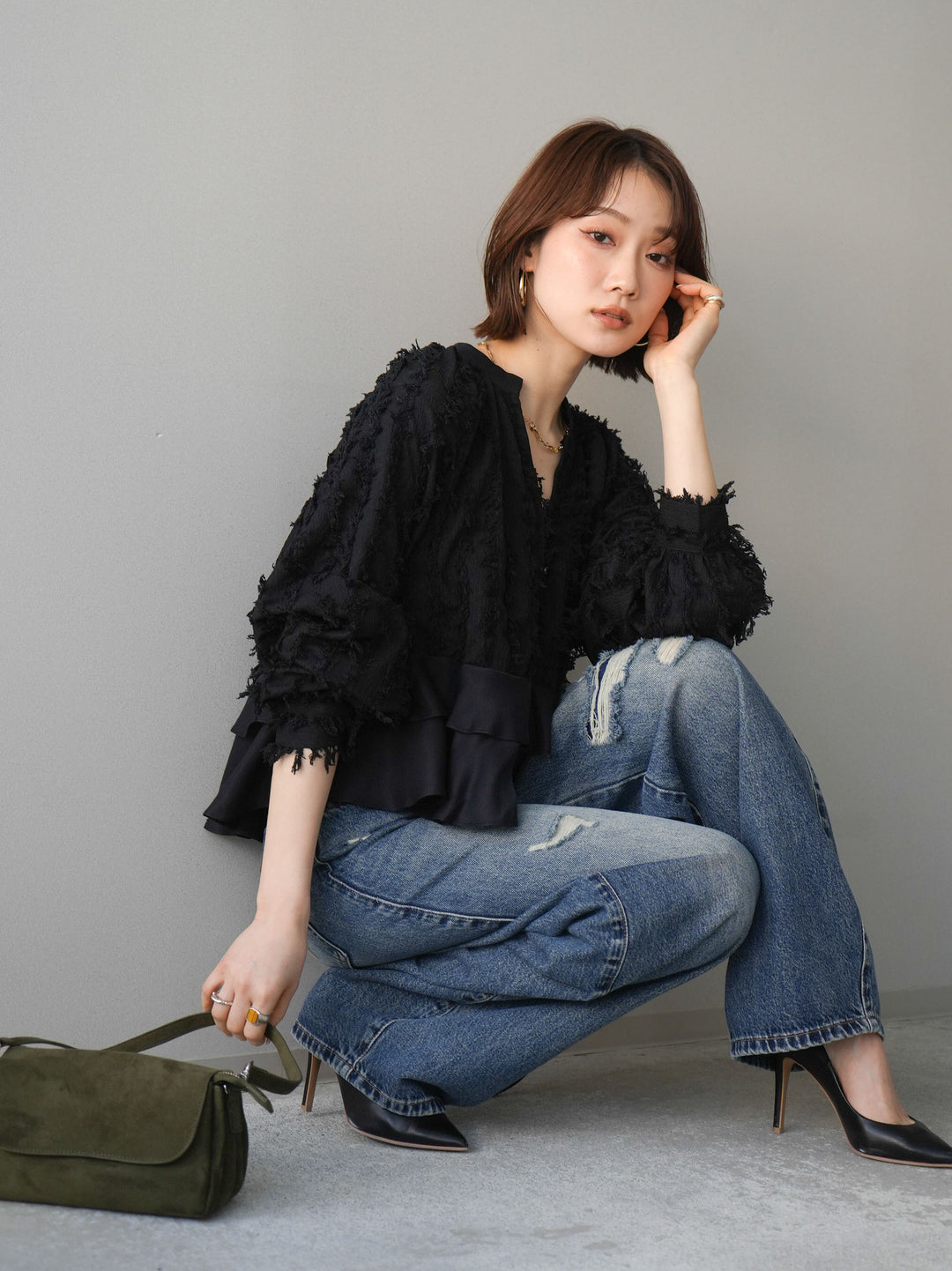 [SET]ジャガードぺプラムフリルブラウス+選べるアクセセット(2set)