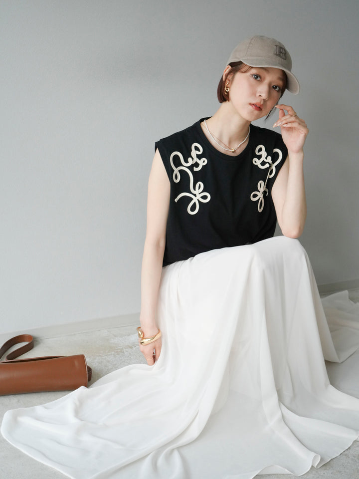 [SET] 繩繡法式袖T卹+雪紡喇叭裙（2件組）