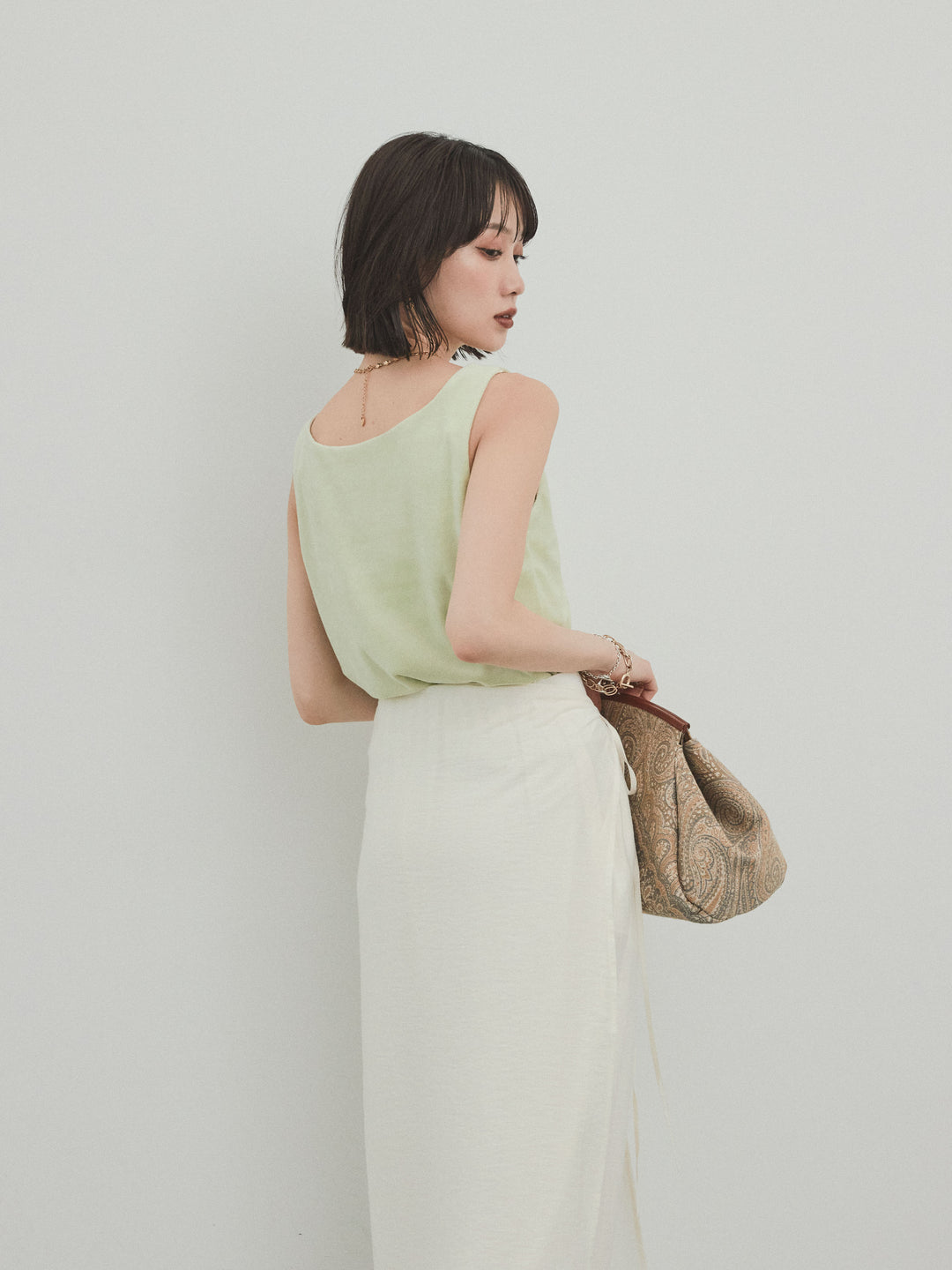 [SET]スクエアベロアタンクトップ+ワッシャーサテンレイヤードスカートパンツ(2set)