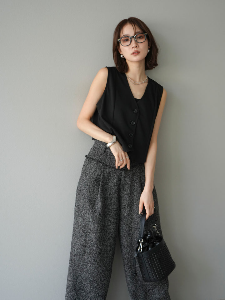 [予約]ポンチノーカラーベスト/ブラック