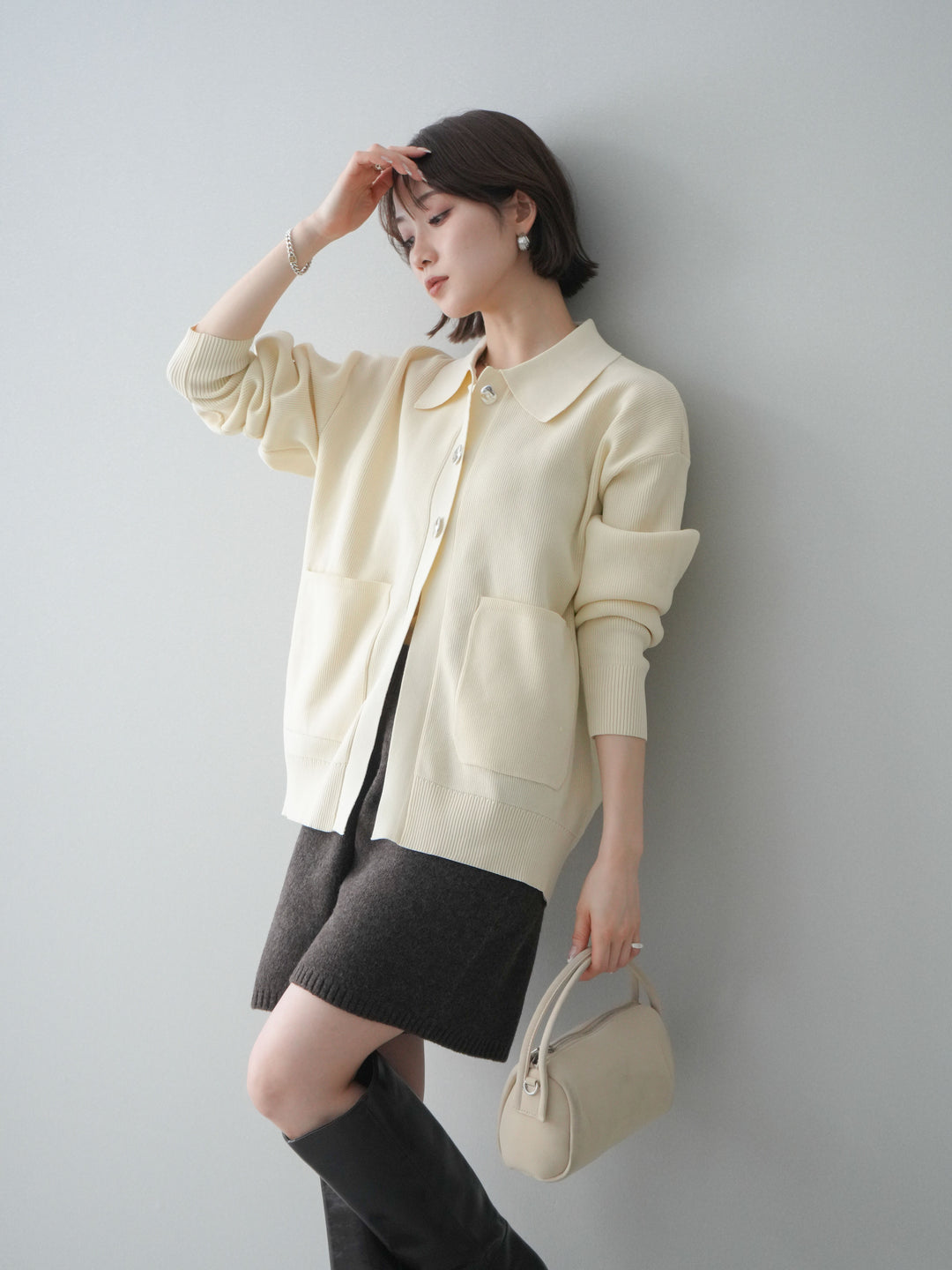 [予約]メタルボタン襟付きポリエステルニットカーディガン/ivory