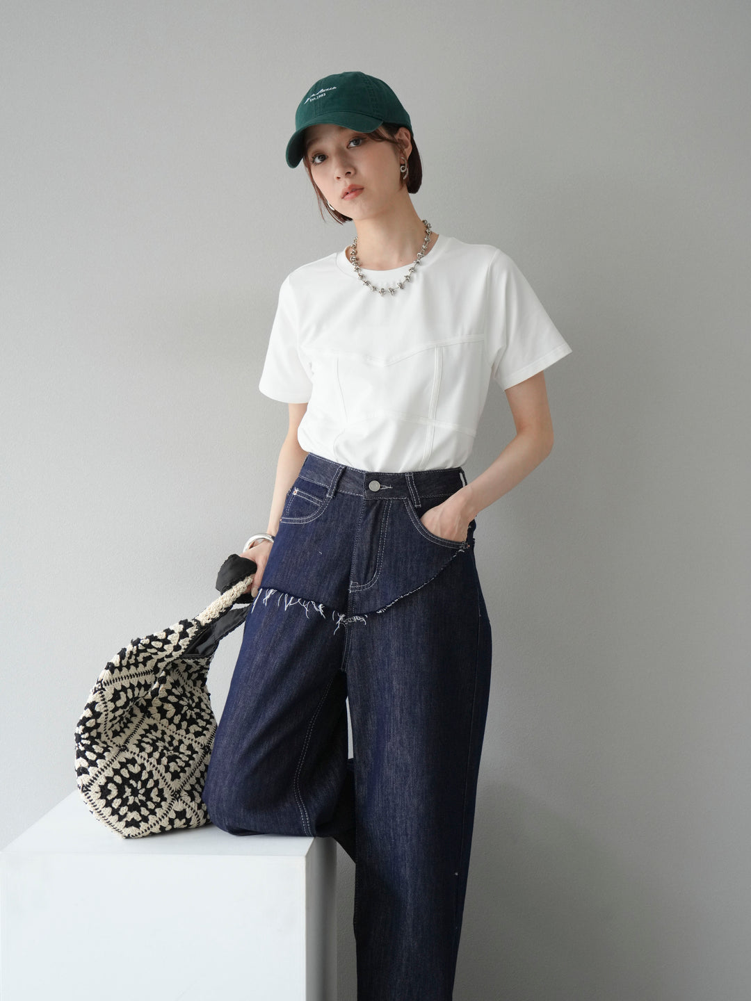 [SET]ビスチェデザインTシャツ+ヒップデザインデニムパンツ(2set)