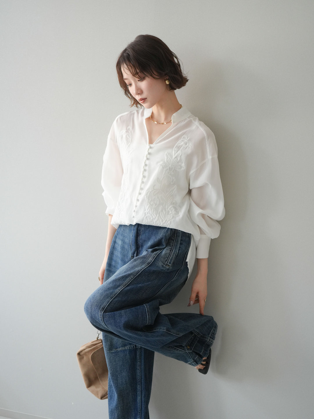 【預購】前繩刺繡襯衫/白色
