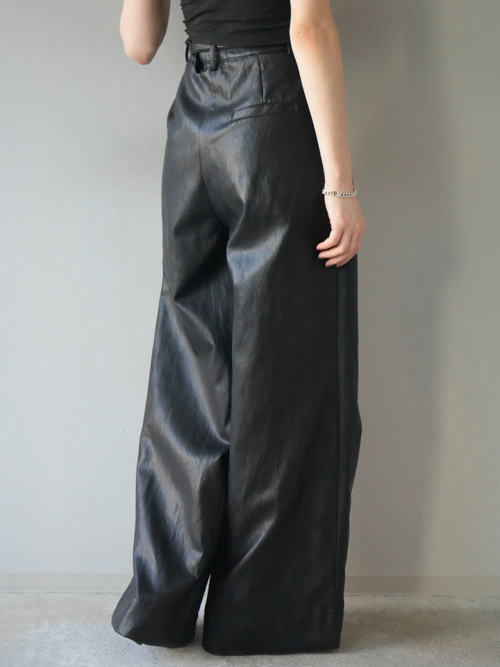 [予約]レザーワイドパンツ/black