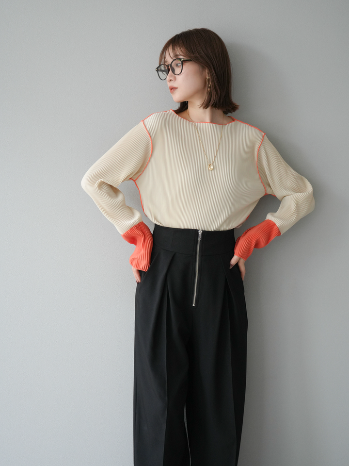 [予約]バイカラープリーツトップス/アイボリー