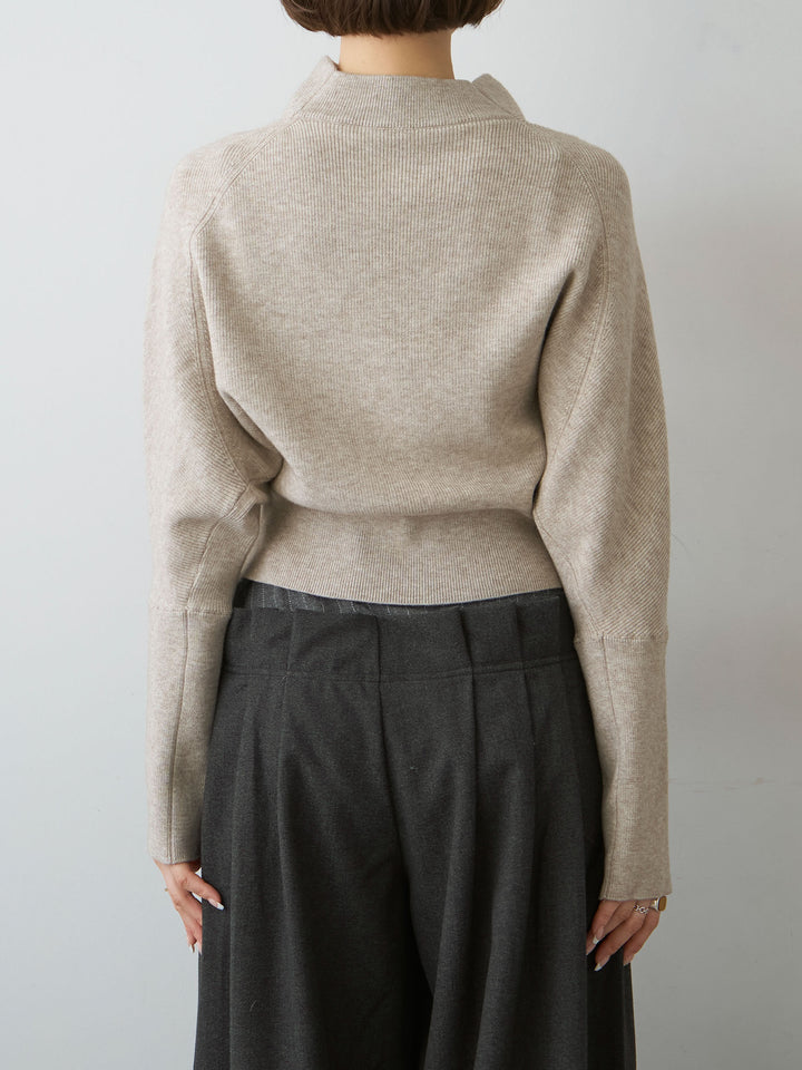 [予約]ハイネックサイドボタンギャザーニットトップス/beige