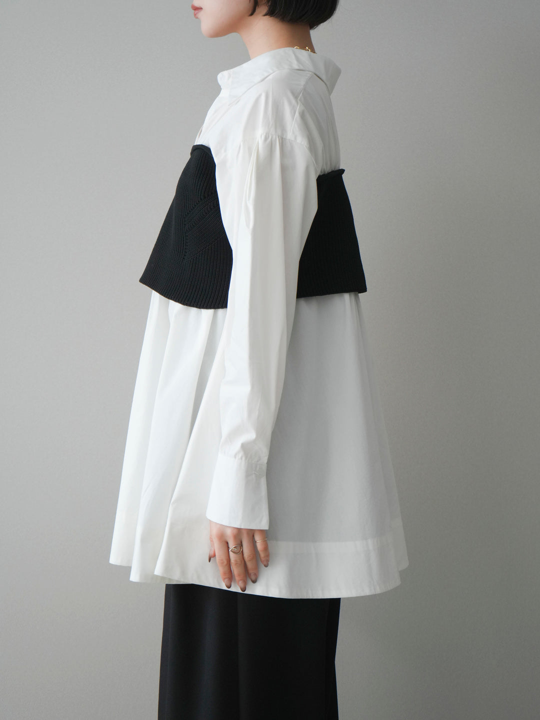 [予約]ニットビスチェドッキングフレアシャツチュニック/offwhite