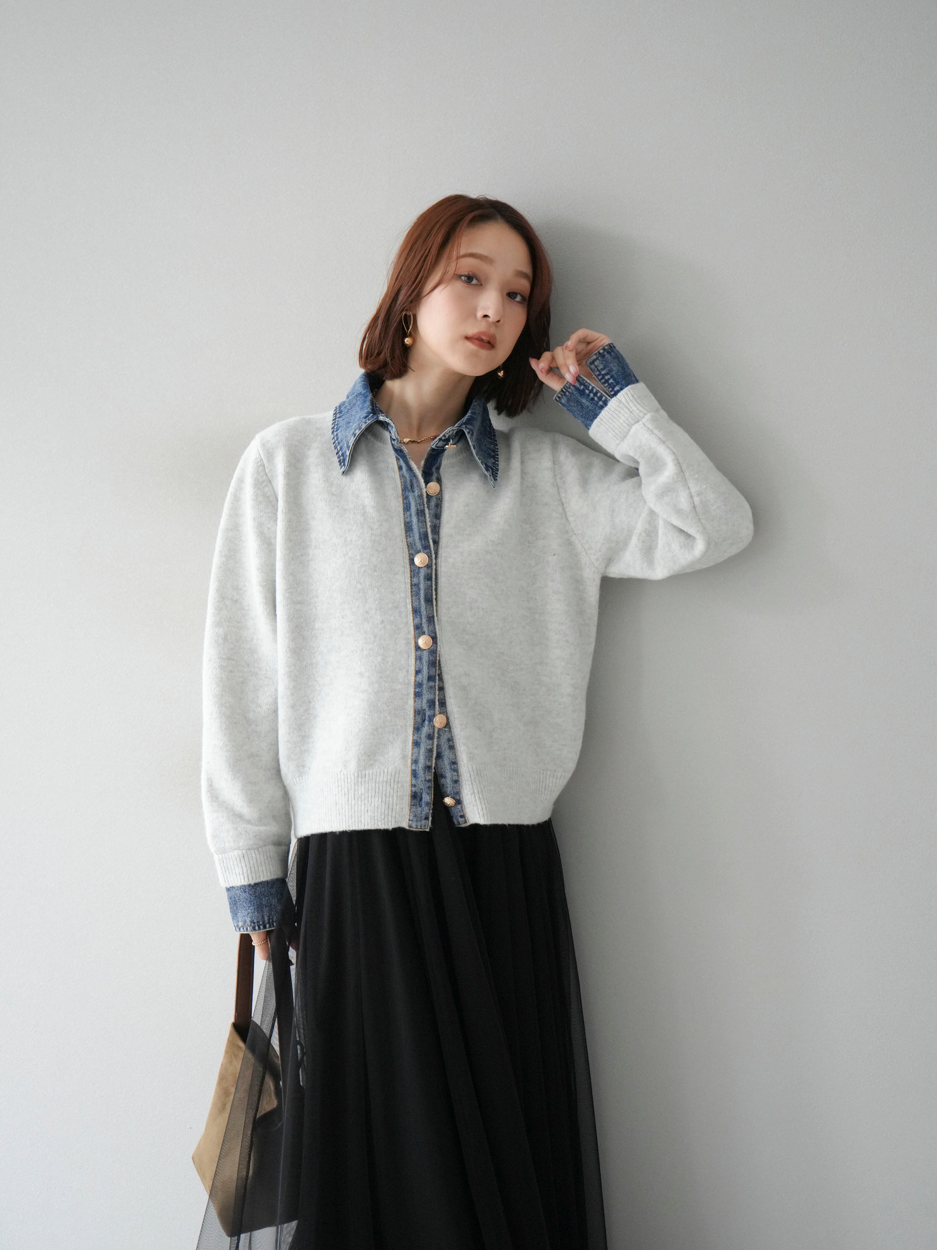 予約]デニム襟ボタンニットカーディガン/オートミール – Lumier