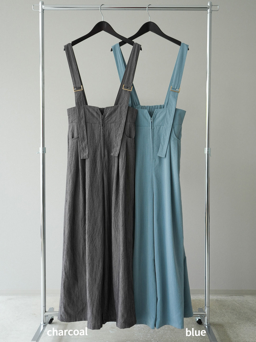 [SET]ストリングデザインハイウエストサロペット+ニュアンスフリンジジャガードノースリーブブラウス(2set)