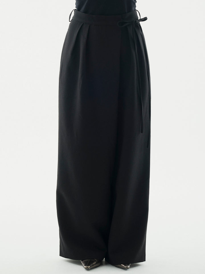 [予約]ラップデザインタックワイドパンツ/ブラック