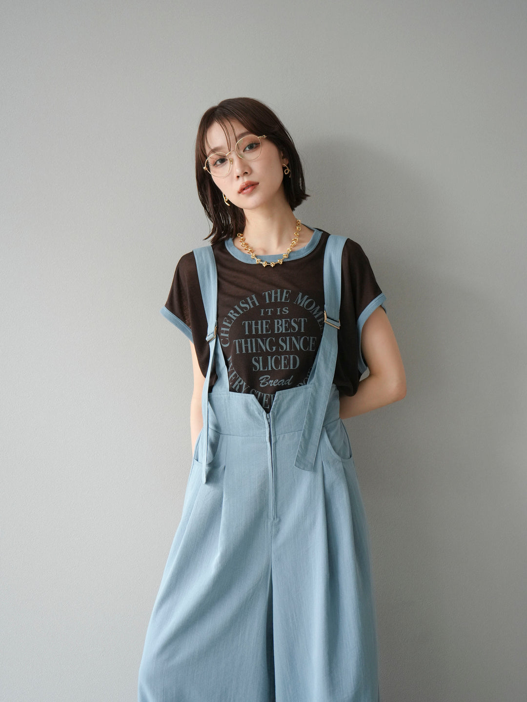 [SET]ストリングデザインハイウエストサロペット+シアーフライス ロゴプリントT (2set)