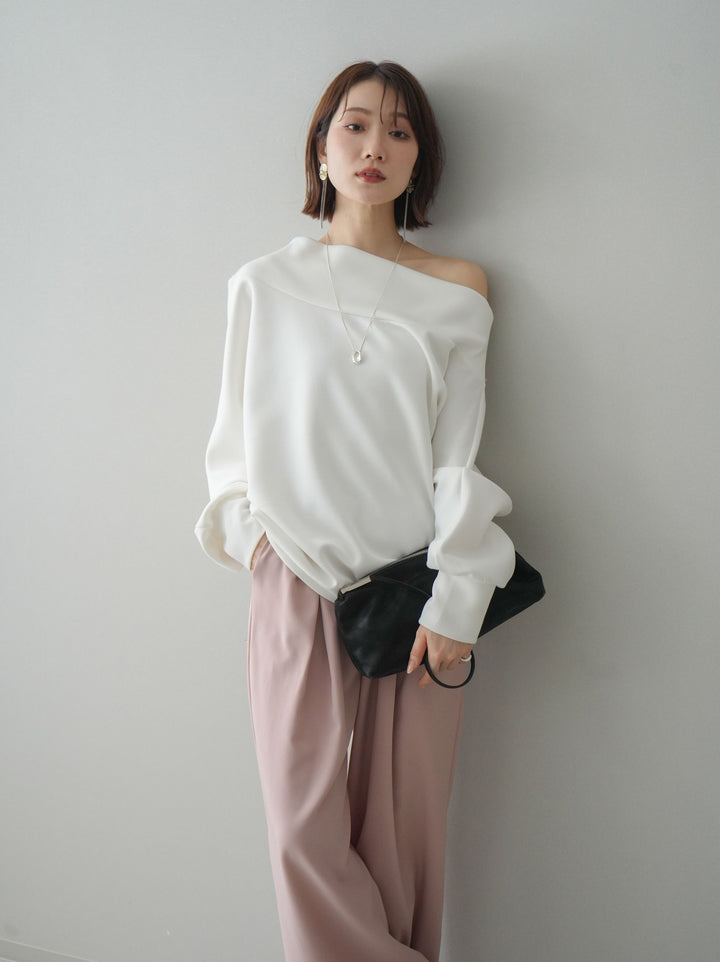 [SET]アシンメトリーオフショルポンチプルオーバー+ベルト付キーホルダーモチーフワイドパンツ(2set)