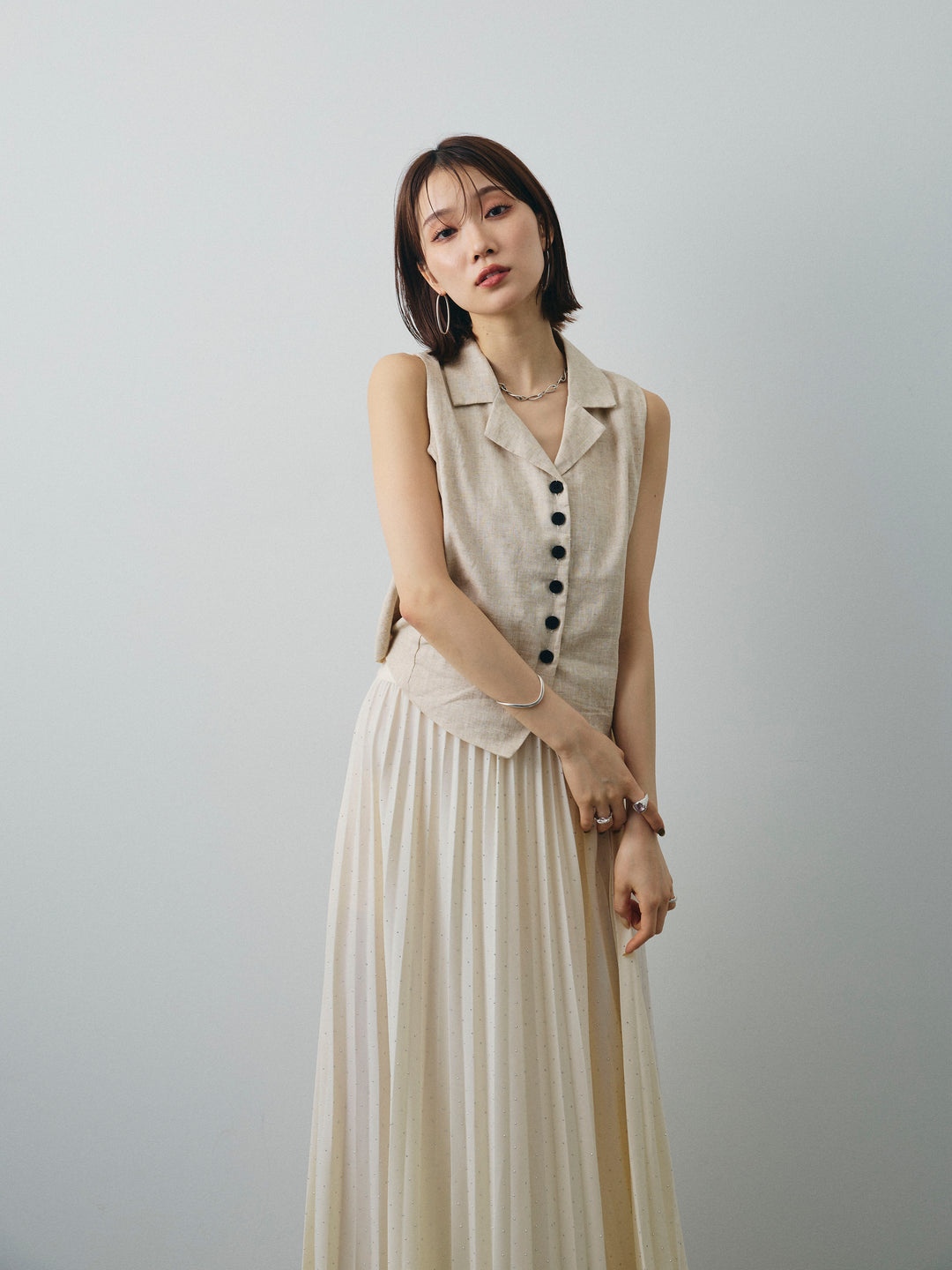 [SET]リネンライクテーラードジレ+ラインストーンプリーツスカート(2set)