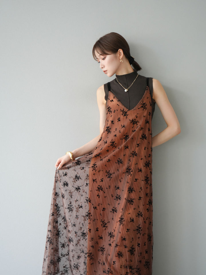 [SET]フロッキーチュールレイヤードベロアキャミワンピース+プチネックセンターシームノースリーニットトップス(2set)