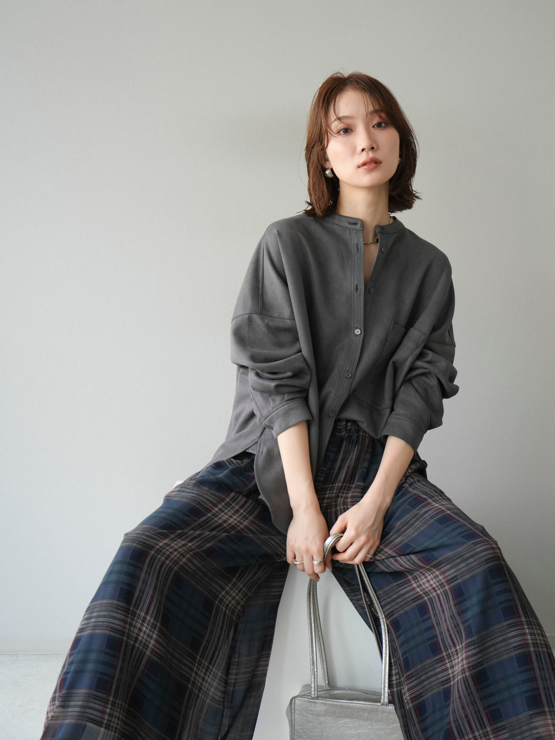 [SET]スエードバンドカラーオーバーシャツ+シアーチェックバギーパンツ(2set)