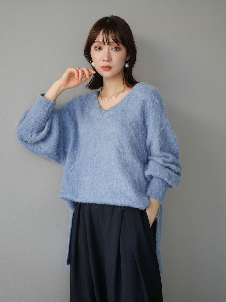 【預購】V領加大尺寸馬海毛針織套頭衫/藍