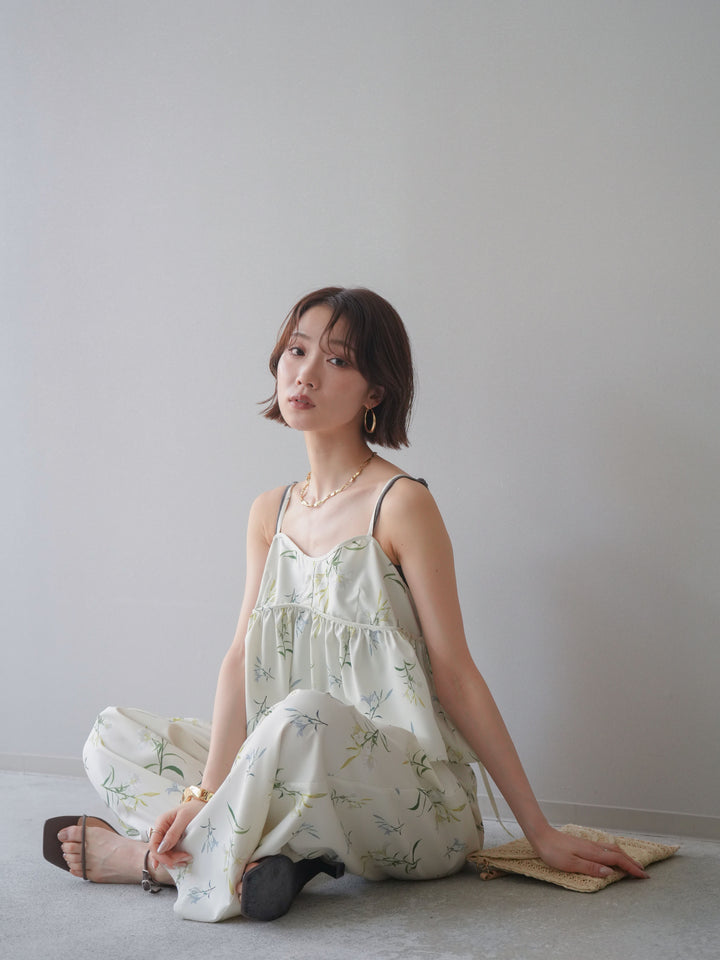 [SET]フラワープリントキャミソール+フラワープリントタックパンツ(2set)