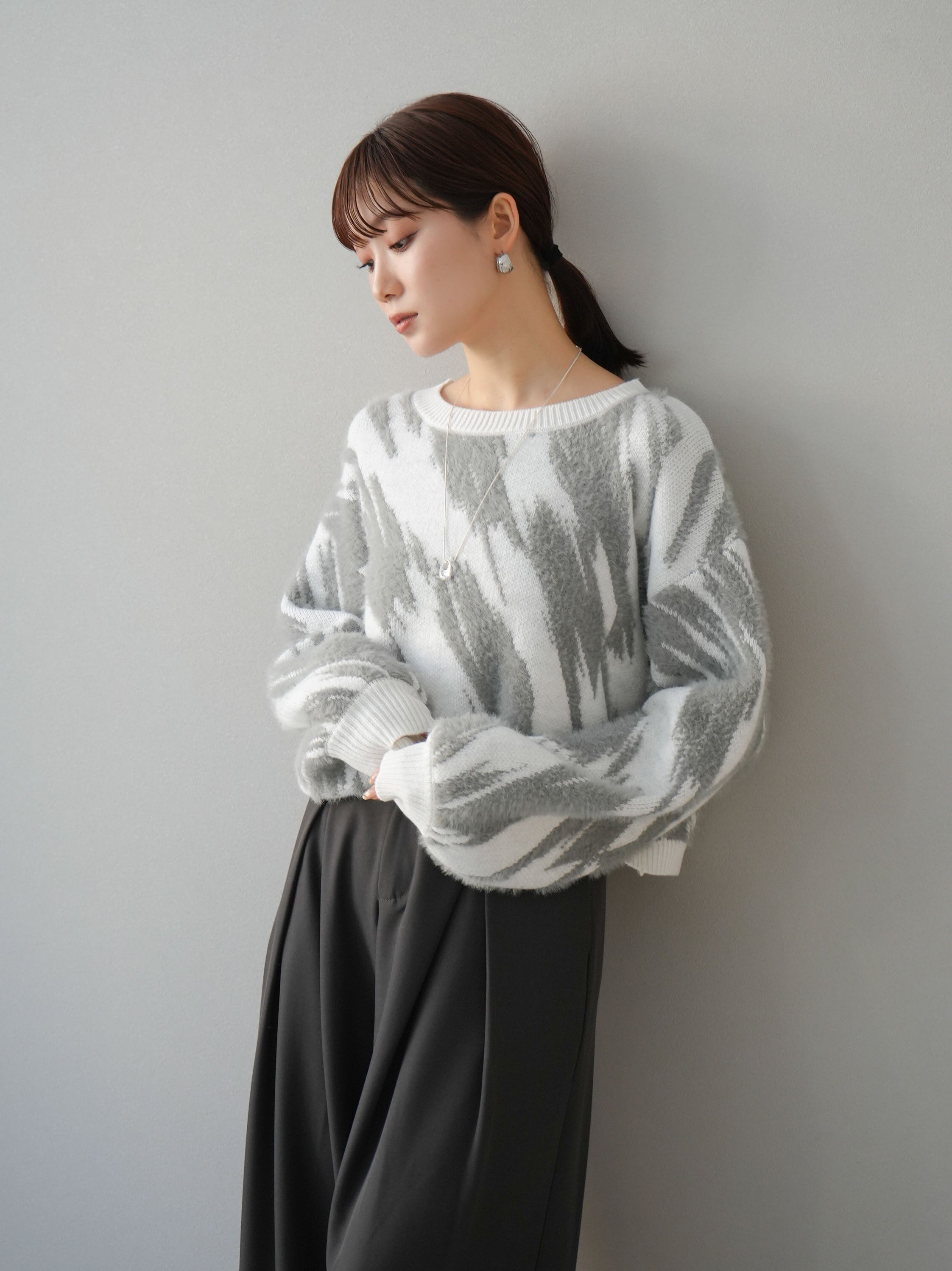 予約]異素材ニュアンスシャギーニットプルオーバー/アイボリー – Lumier