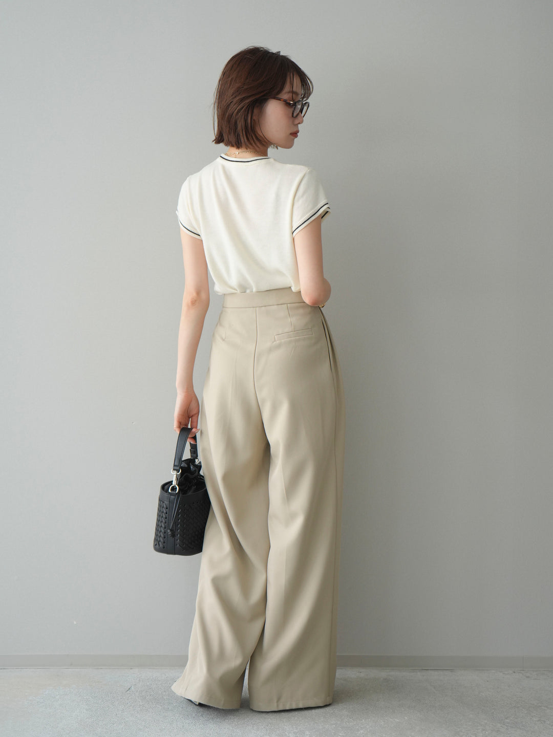 [SET]配色ハーフスリーブニットトップス+メニータックワイドパンツ(2set)